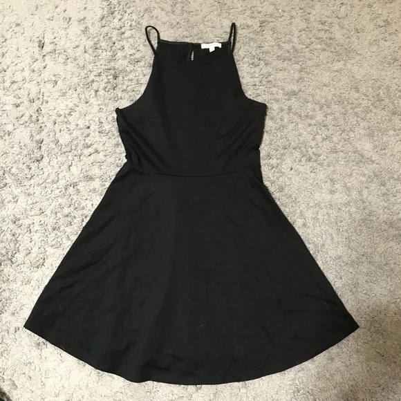 Dresses & Skirts - Adorable black dress